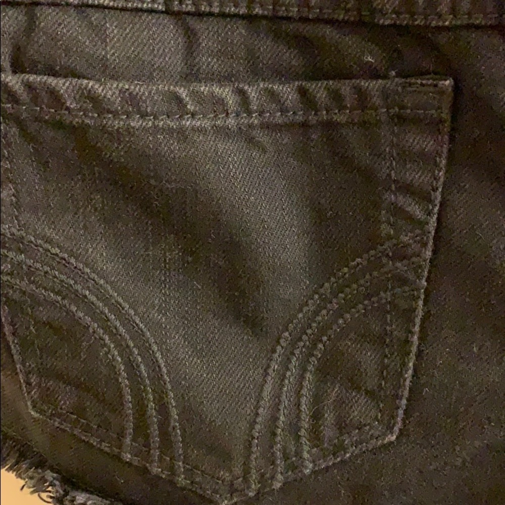 HOLLISTER SHORTS - Picture 3 of 5